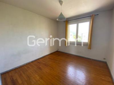 Louer Appartement Tronche 795 euros