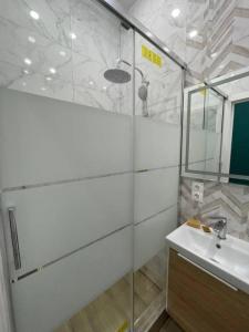 Louer Appartement 16 m2 Paris-16eme-arrondissement