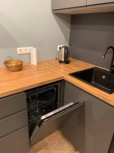 Louer Appartement Paris-17eme-arrondissement 592 euros