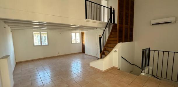 Louer Appartement Marseille-4eme-arrondissement 1050 euros