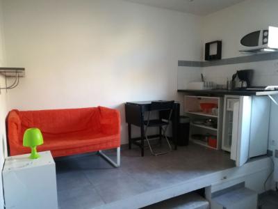 Louer Appartement 18 m2 Beaurecueil