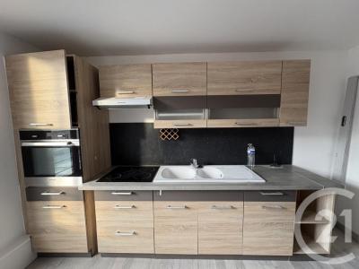 Louer Appartement Pont-sainte-maxence 870 euros