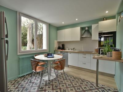 For sale CHOLET DESCARTES 6 rooms 110 m2 Maine et loire (49300) photo 0