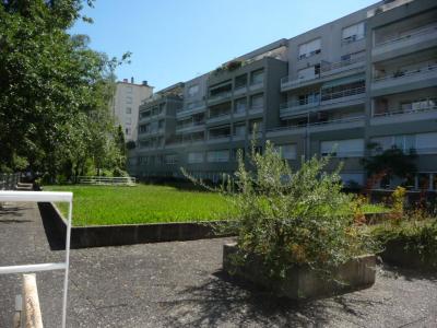 For sale 3 rooms 52 m2 Isere (38100) photo 0