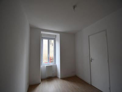 Louer Appartement Tillieres 630 euros