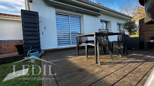 For sale Bergerac 4 rooms 75 m2 Dordogne (24100) photo 1