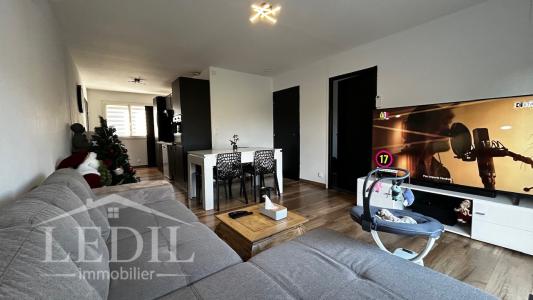 For sale Bergerac 4 rooms 75 m2 Dordogne (24100) photo 2