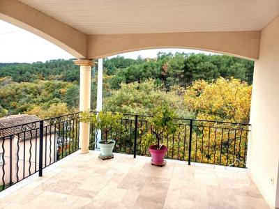 Acheter Prestige Aubenas 415000 euros