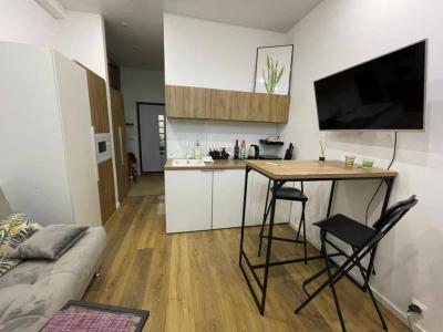 For rent Paris-18eme-arrondissement 1 room 17 m2 Paris (75018) photo 0