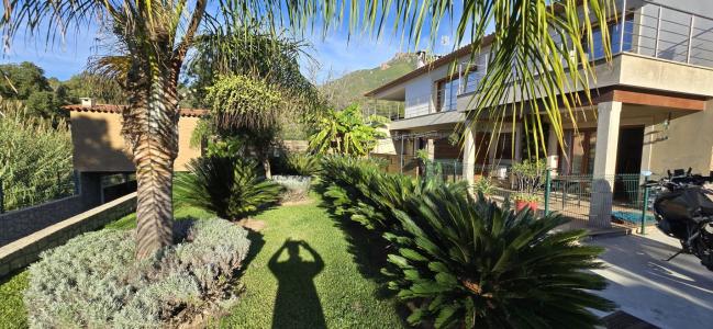 Acheter Maison 360 m2 