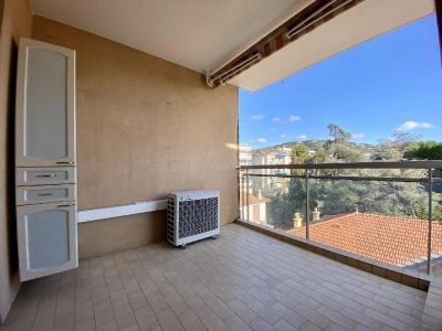 For sale Carnot 2 rooms 46 m2 Alpes Maritimes (06400) photo 0