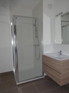 Louer Appartement Villeneuve-les-avignon 720 euros