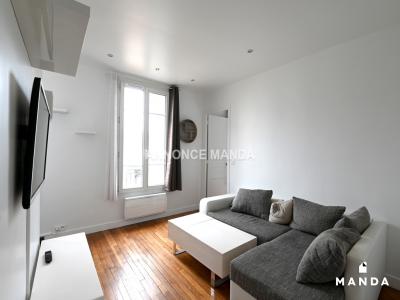 For rent Courbevoie 2 rooms 34 m2 Hauts de Seine (92400) photo 1