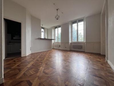 Acheter Appartement 55 m2 Montrejeau