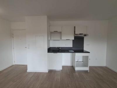 Annonce Location 3 pi�ces Appartement Laval 53