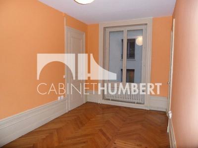 Louer Appartement 50 m2 Saint-etienne