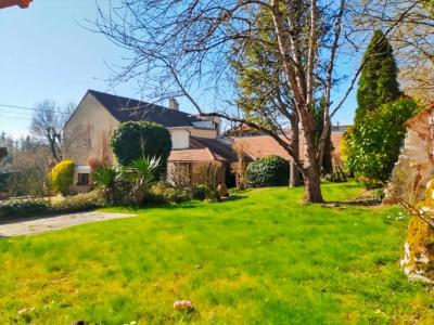 Acheter Maison 211 m2 Chartrettes