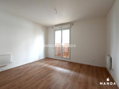 Louer Appartement 44 m2 Gennevilliers