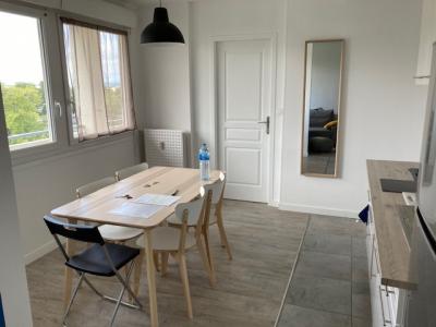 Louer Appartement 10 m2 Caen