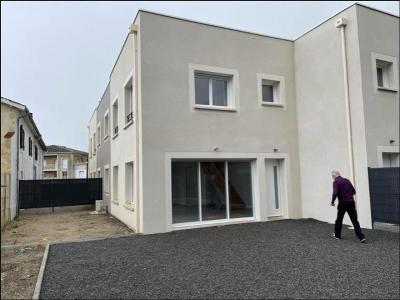 For rent Talence 4 rooms 94 m2 Gironde (33400) photo 0