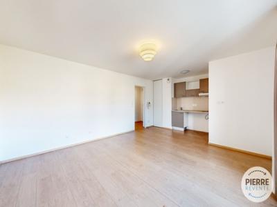 For sale Guilvinec 2 rooms 49 m2 Finistere (29730) photo 2