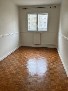 Louer Appartement Paris-18eme-arrondissement Paris