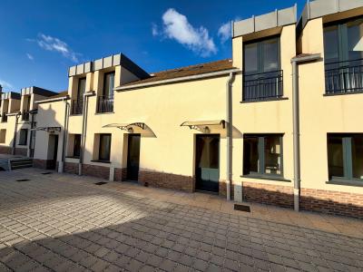 For sale Savigny-le-temple 4 rooms 78 m2 Seine et marne (77176) photo 0