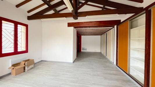 Louer Bureau Cavignac Gironde