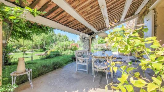 Acheter Prestige Uzes 945000 euros