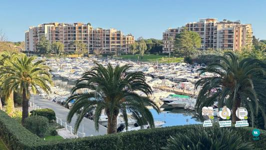 For rent Mandelieu-la-napoule 1 room 28 m2 Alpes Maritimes (06210) photo 0