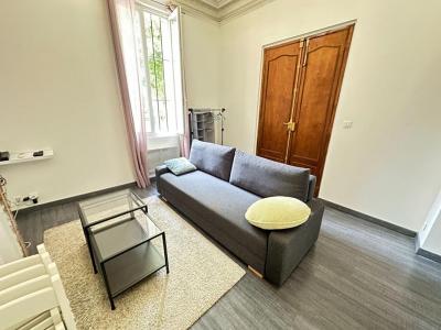 For rent Grans 1 room 20 m2 Bouches du Rhone (13450) photo 1