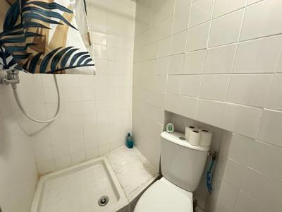 For rent Grans 1 room 20 m2 Bouches du Rhone (13450) photo 3