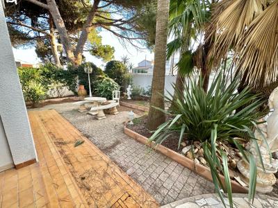 For sale Agde 10 rooms 200 m2 Herault (34300) photo 2