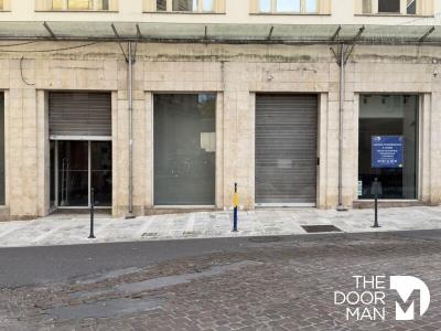 Louer Local commercial 335 m2 Nevers