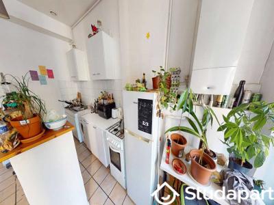 For rent Lyon-7eme-arrondissement 1 room 90 m2 Rhone (69007) photo 4