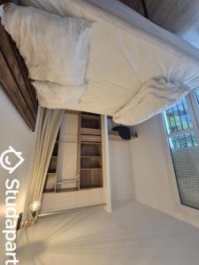 For rent Angers 1 room 10 m2 Maine et loire (49100) photo 3