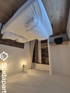 For rent Angers 1 room 10 m2 Maine et loire (49100) photo 4