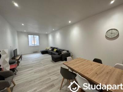 Louer Appartement Cholet 380 euros