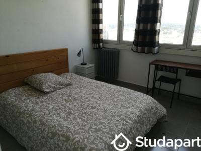 Louer Appartement 10 m2 Toulon