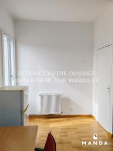 Louer Appartement 11 m2 Nanterre