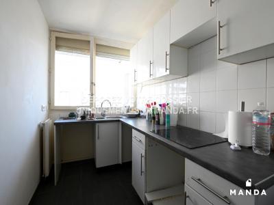 For rent Paris-20eme-arrondissement 3 rooms 66 m2 Paris (75020) photo 3