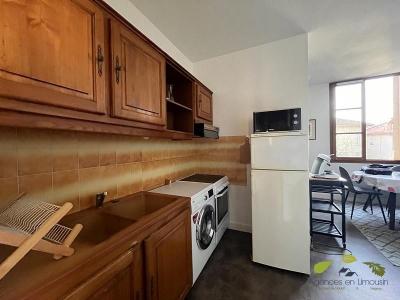 Louer Appartement Saint-leonard-de-noblat 430 euros