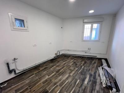 For sale Marseille-16eme-arrondissement 4 rooms 85 m2 Bouches du Rhone (13016) photo 3