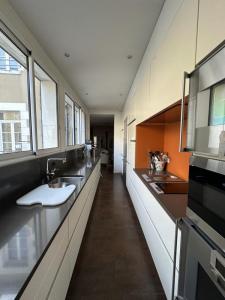 For rent Rennes 4 rooms 144 m2 Ille et vilaine (35000) photo 3