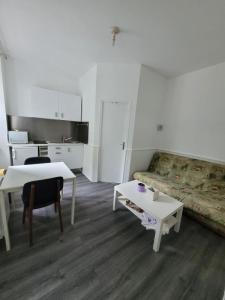 For rent Rennes 1 room 27 m2 Ille et vilaine (35000) photo 0