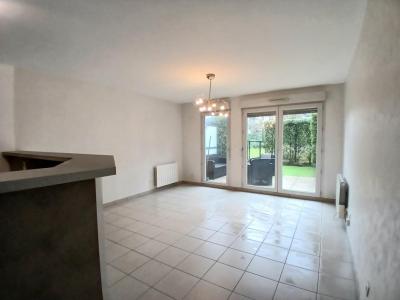 For rent Villeurbanne 3 rooms 61 m2 Rhone (69100) photo 2