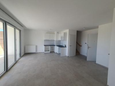 Louer Appartement Beaurecueil 1673 euros