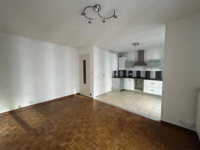 For sale Marseille-2eme-arrondissement 2 rooms 42 m2 Bouches du Rhone (13002) photo 4