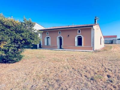 For rent Braud-et-saint-louis 5 rooms 119 m2 Gironde (33820) photo 0