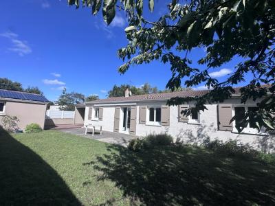 For sale Sorinieres 5 rooms 105 m2 Loire atlantique (44840) photo 0